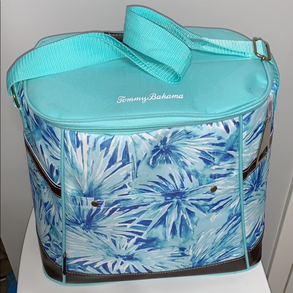 TOMMY BAHAMA